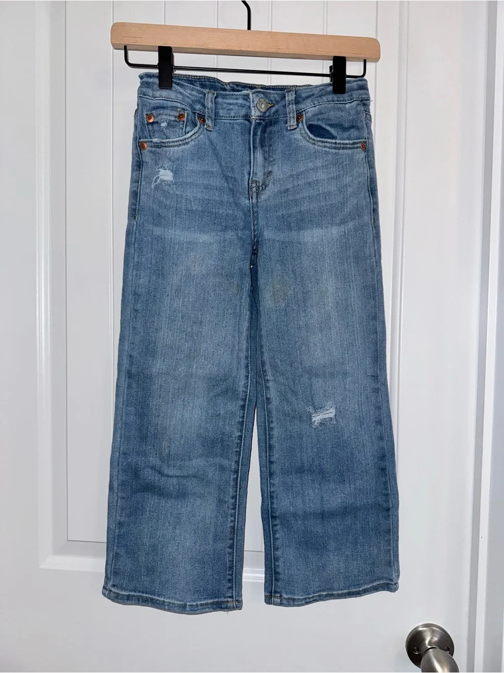 Levi's Girls Light Blue Wide-Leg Distressed Cropped Jeans